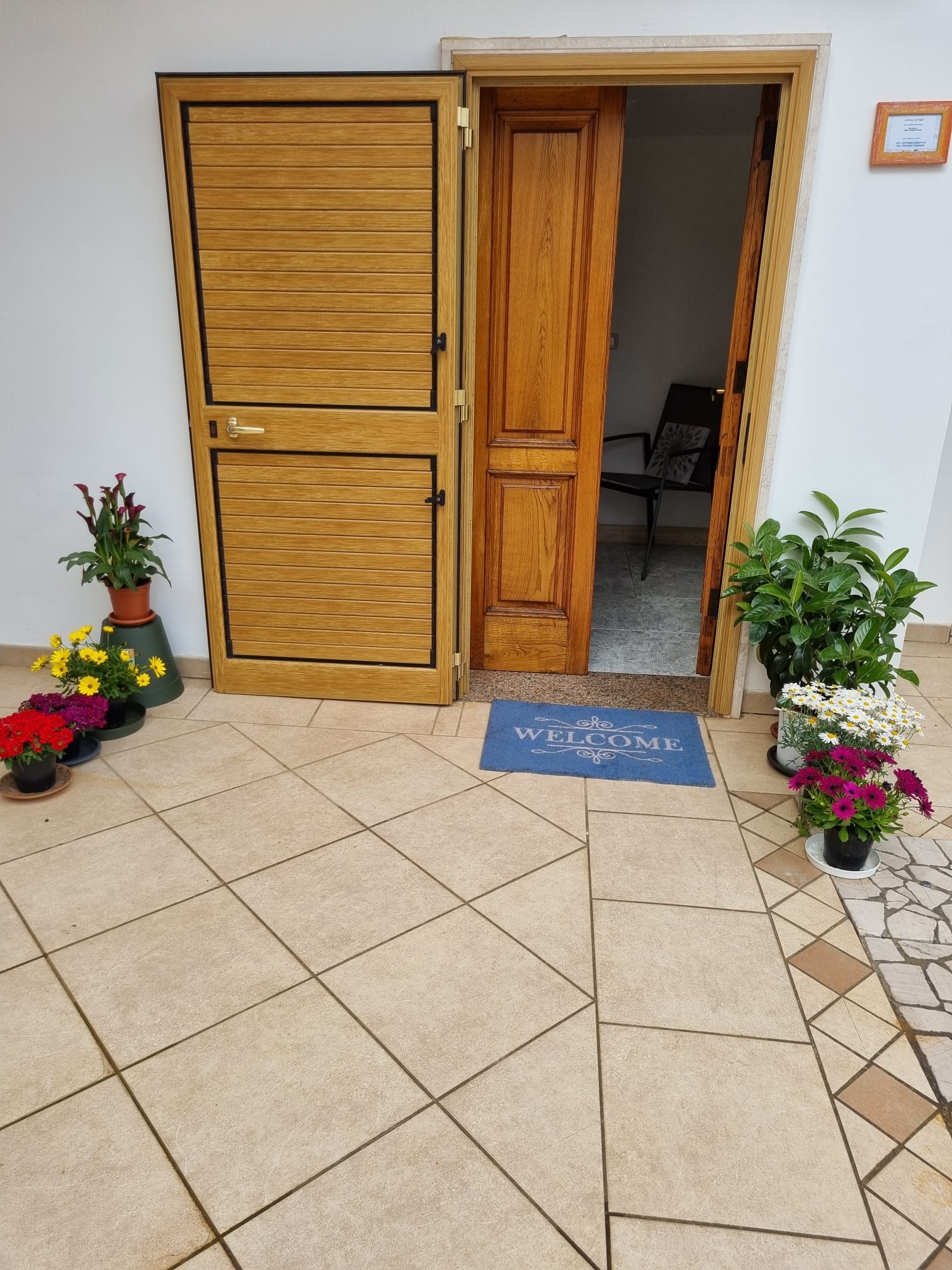 Esterno 2